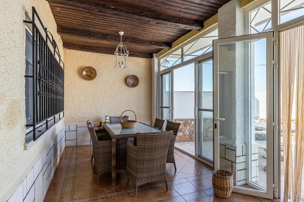 Waou Deluxe Cottage Titulcia Exteriér fotografie