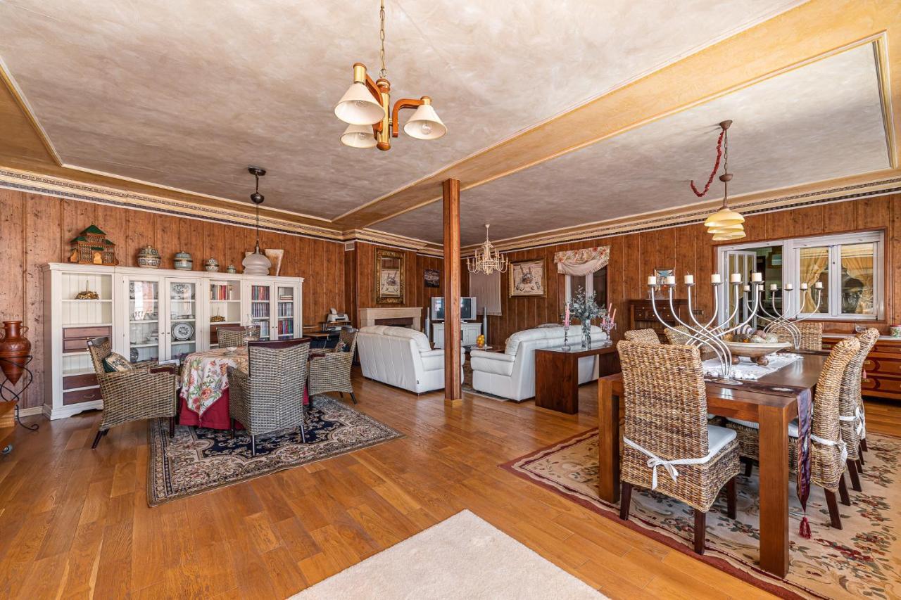 Waou Deluxe Cottage Titulcia Exteriér fotografie